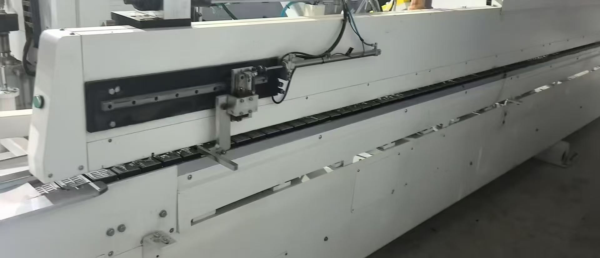 2023 Huahua HSE725 Automatic Edge Bander